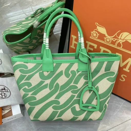 HM Steeple Printed Green Bag - HM0009 - Image 3