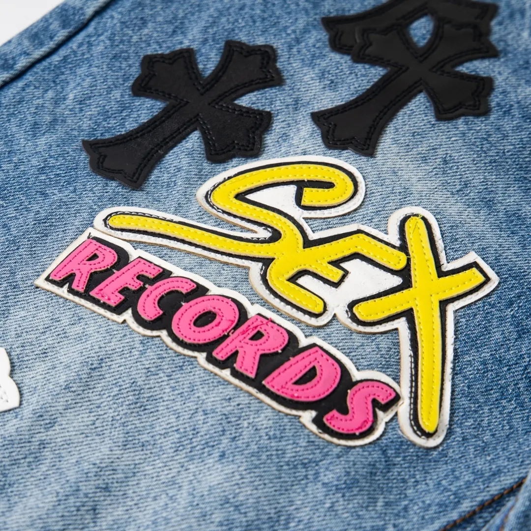 CH Cross Patch Jeans - CH0122 - Image 5