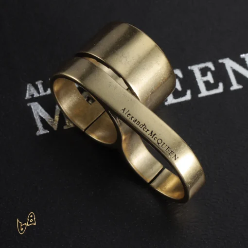 McQueen Double Logo-Engraved Antiqued Ring - MCQ0013 - Image 3