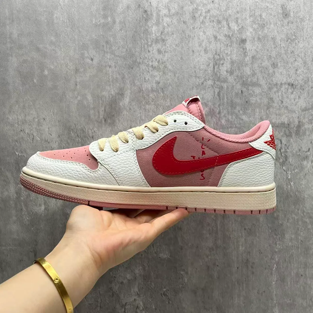 Travis Scott x AJ 1 Low OG Shy Pink Shoes Sneakers – nk0004567 - Image 6
