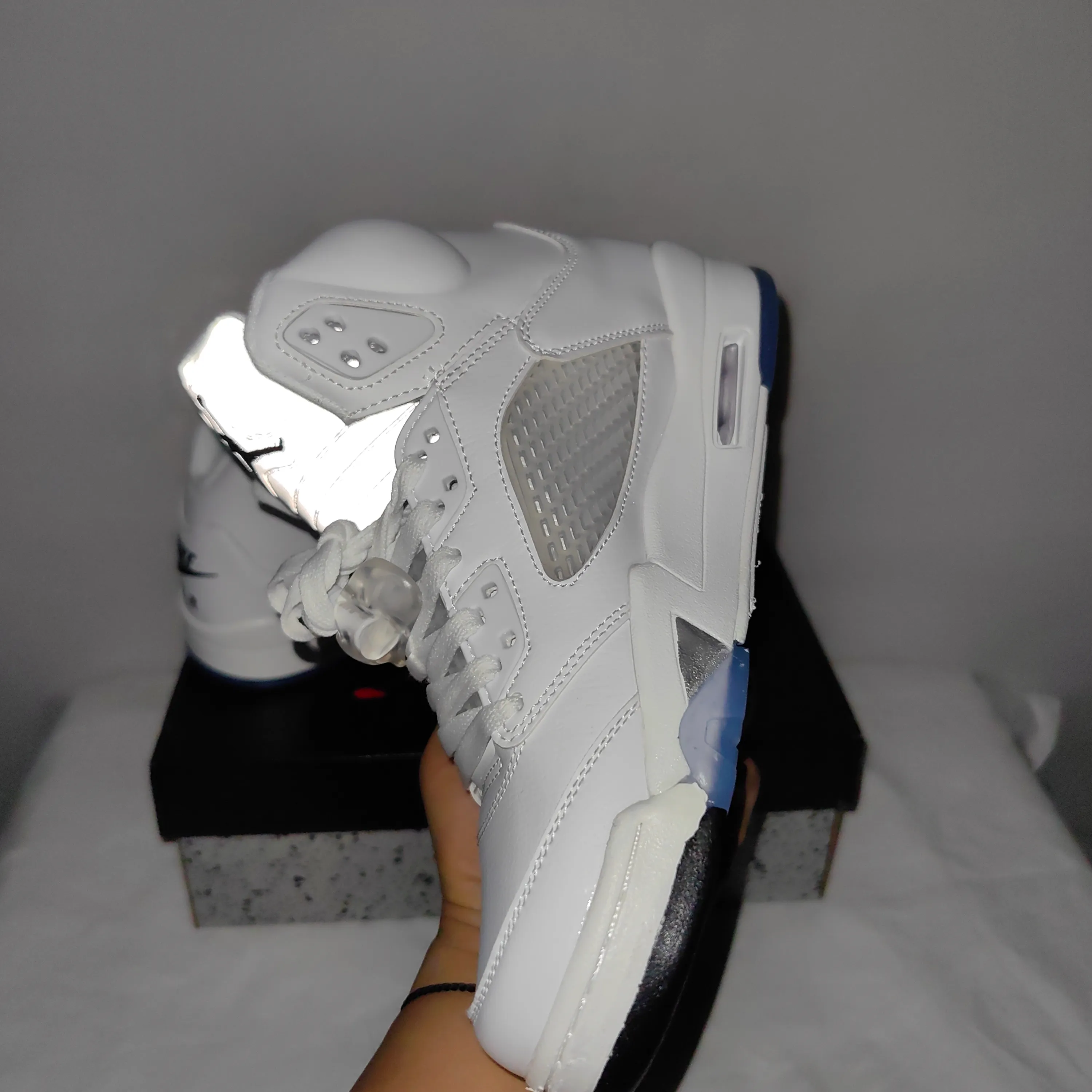 AJ 5 White Metallic (2026) Shoes Sneakers - nk0004576 - Image 6