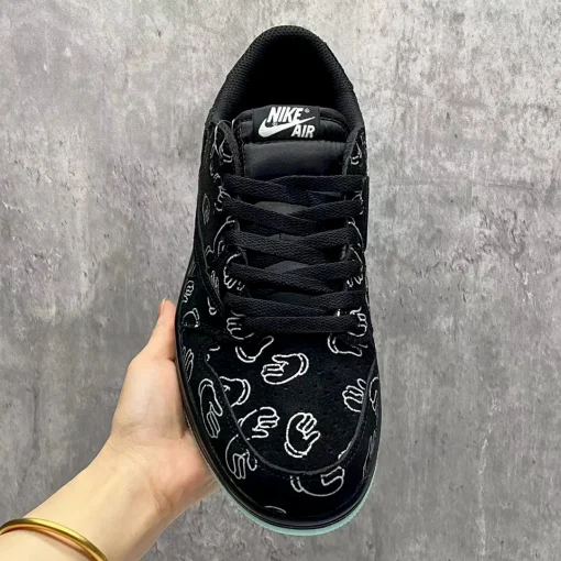 Travis Scott x KAWS x AJ 1 Low OG Black Shoes Sneakers – nk0004637 - Image 8