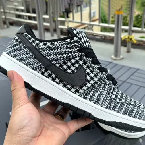 Harris Tweed x Dunk Low Black Phantom Shoes Sneakers - nk0004664 - Image 3