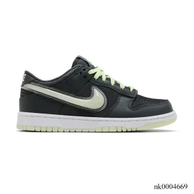Dunk Low Glow in the Dark Shoes Sneakers - nk0004669