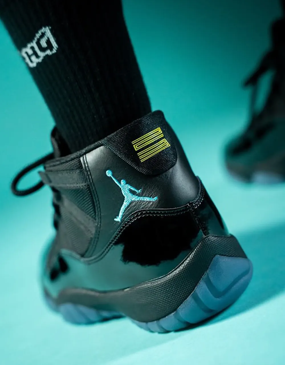 AJ 11 Gamma