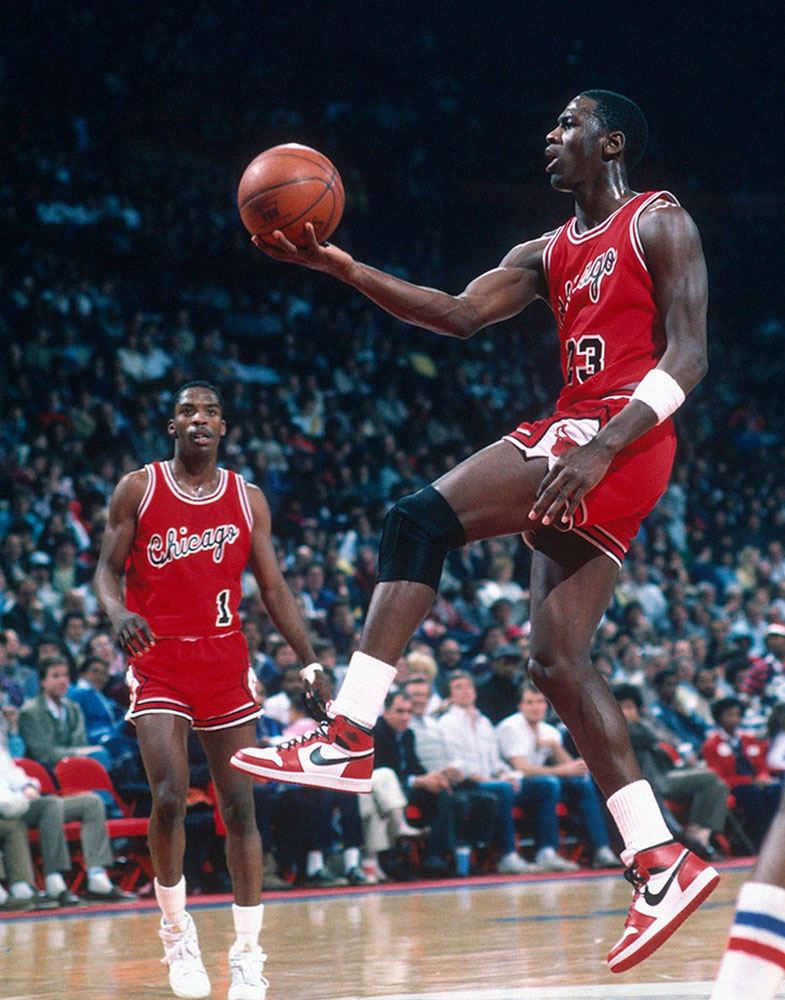 Jordan 1 "Chicago" – Where the Legend Began (1985)