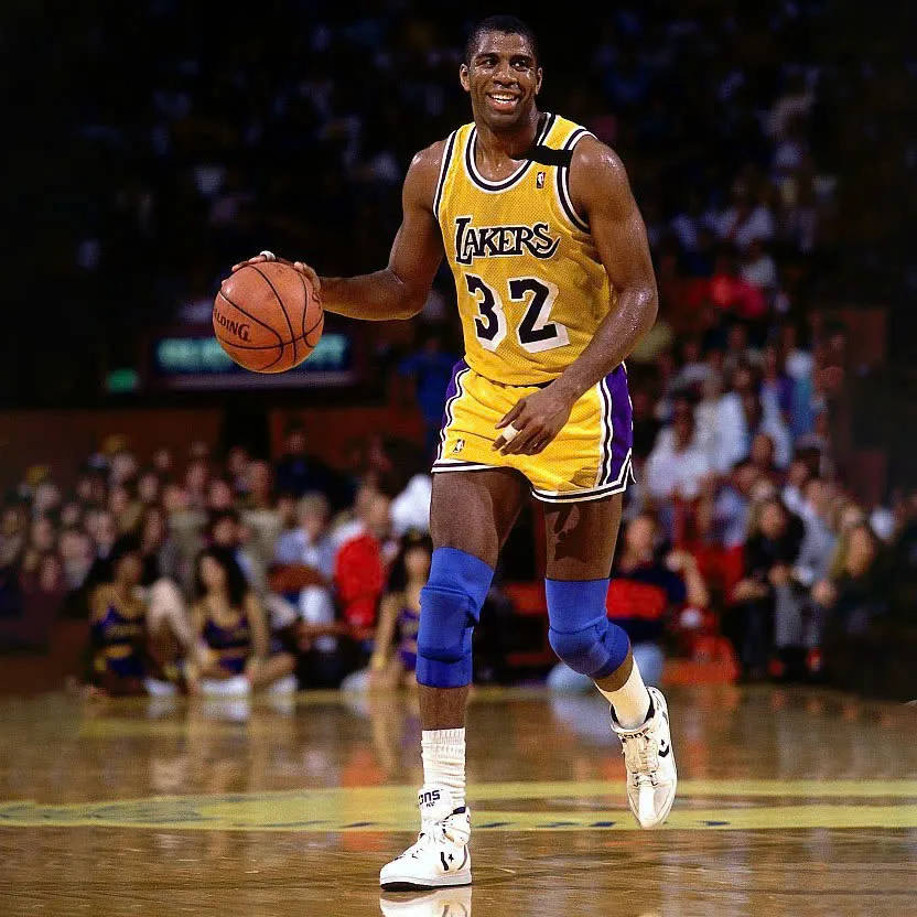 JORDAN  4 LAKERS LAKERSHOW