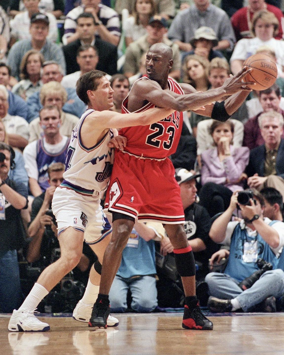 Jordan 13 Bred on-court