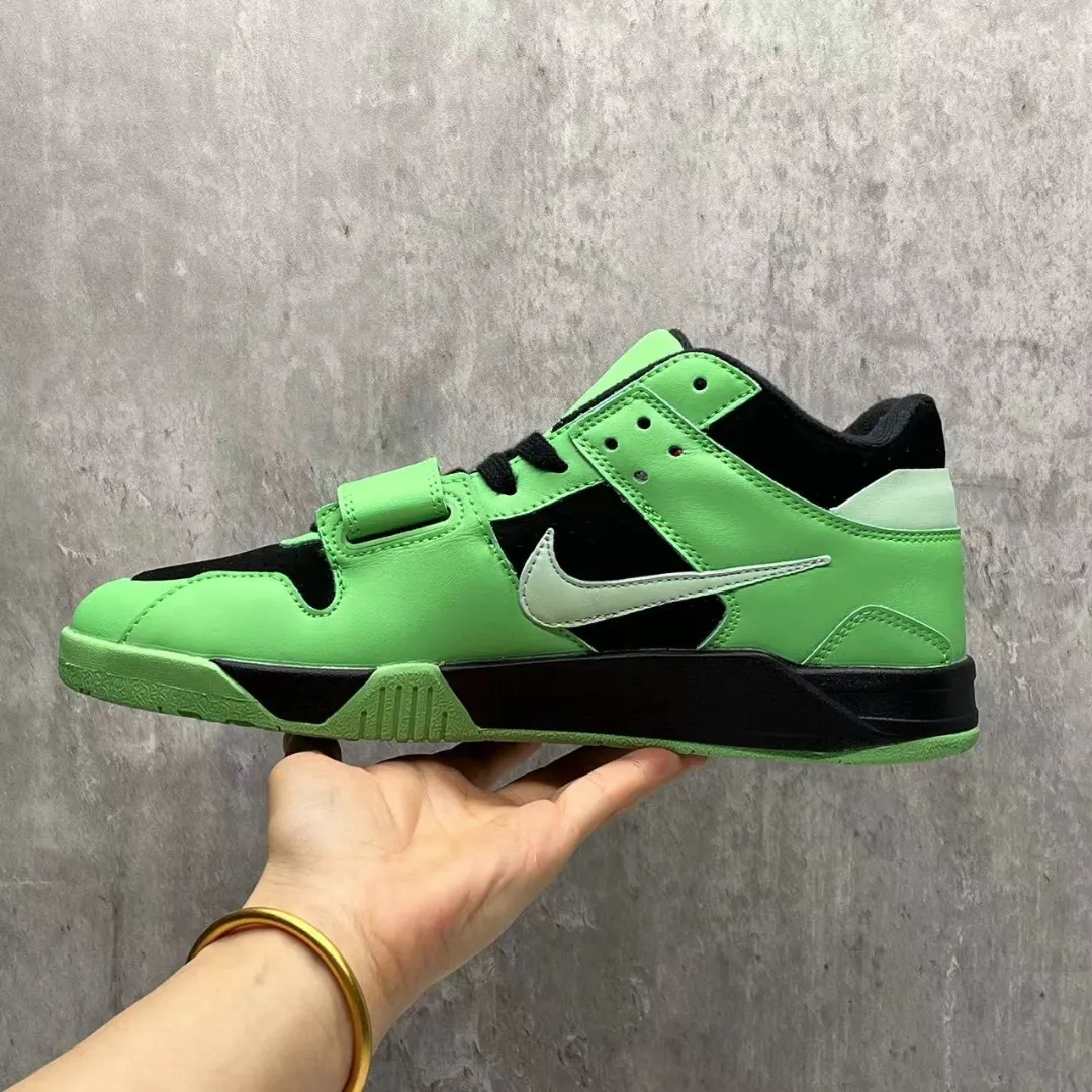 Travis Scott x Jumpman Jack Green Spark Shoes Sneakers – nk0004507 - Image 4