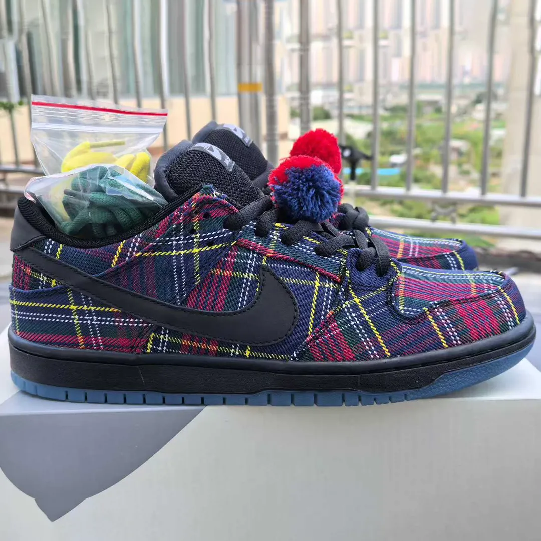 Nardwuar x Dunk Low SB Pro Tartan Shoes Sneakers - nk0004674 - Image 4