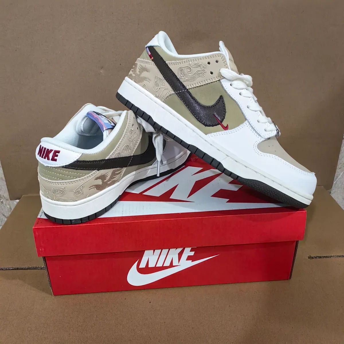 Dunk Low Year Of The Horse Shoes Sneakers - nk0004804 - Image 10