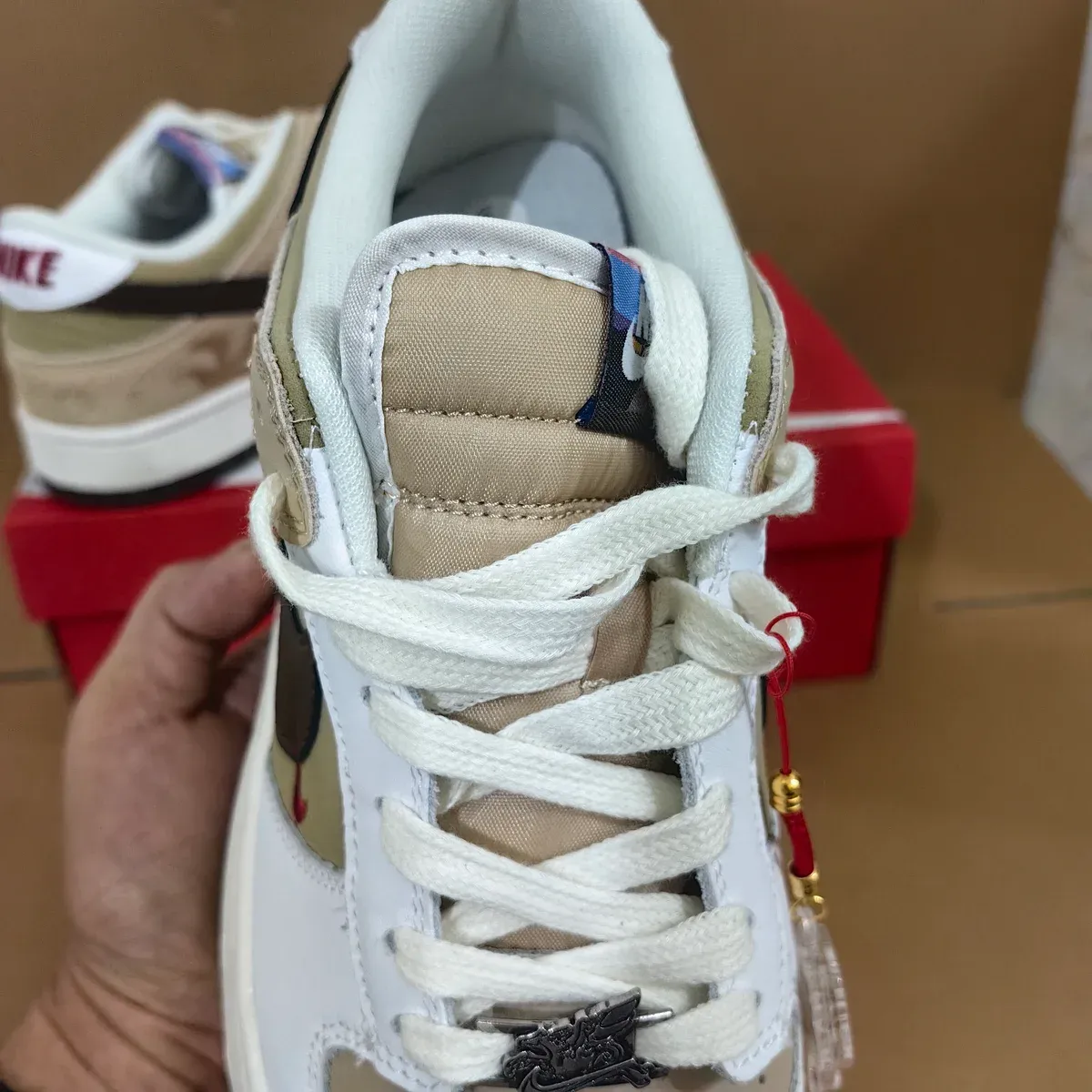 Dunk Low Year Of The Horse Shoes Sneakers - nk0004804 - Image 13