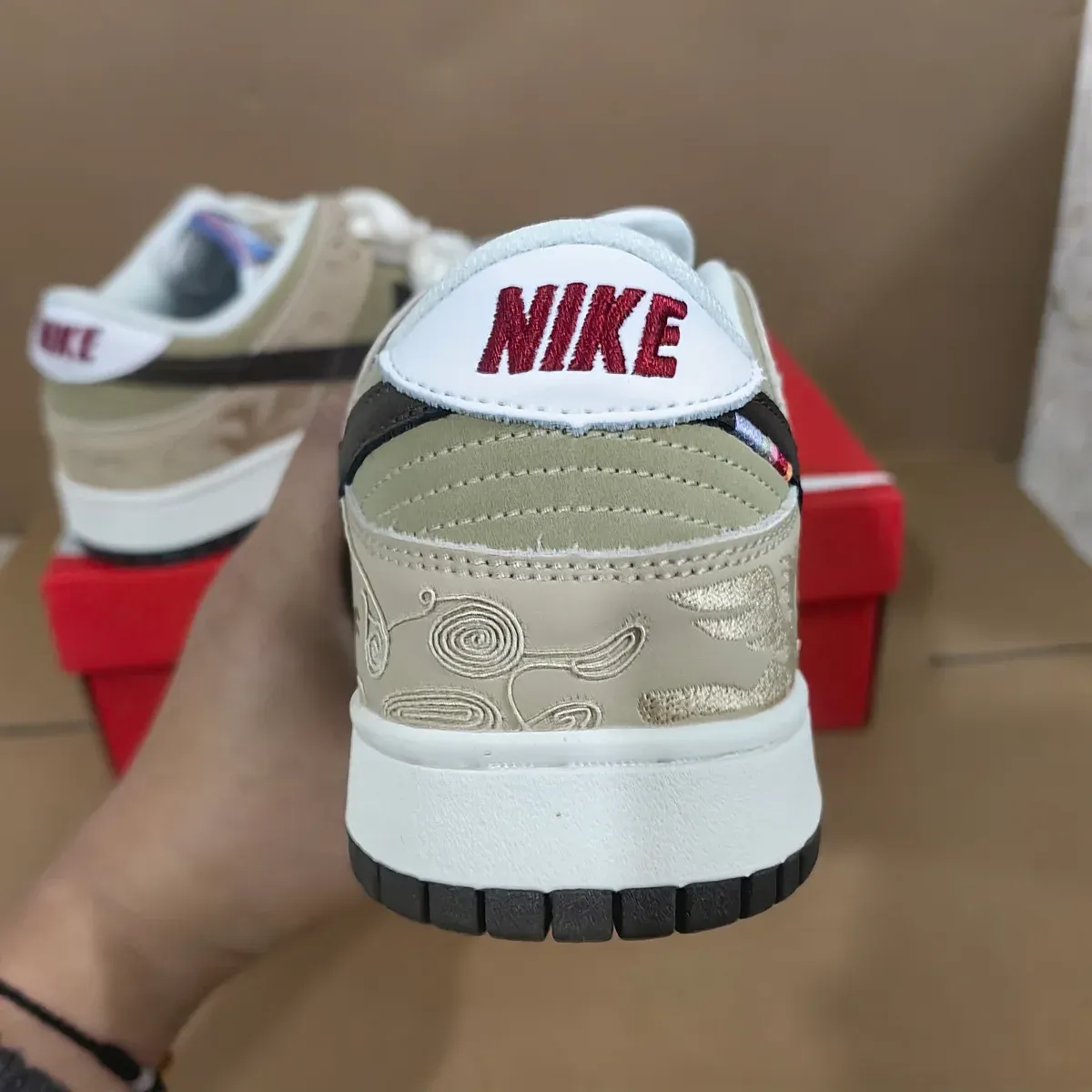 Dunk Low Year Of The Horse Shoes Sneakers - nk0004804 - Image 14