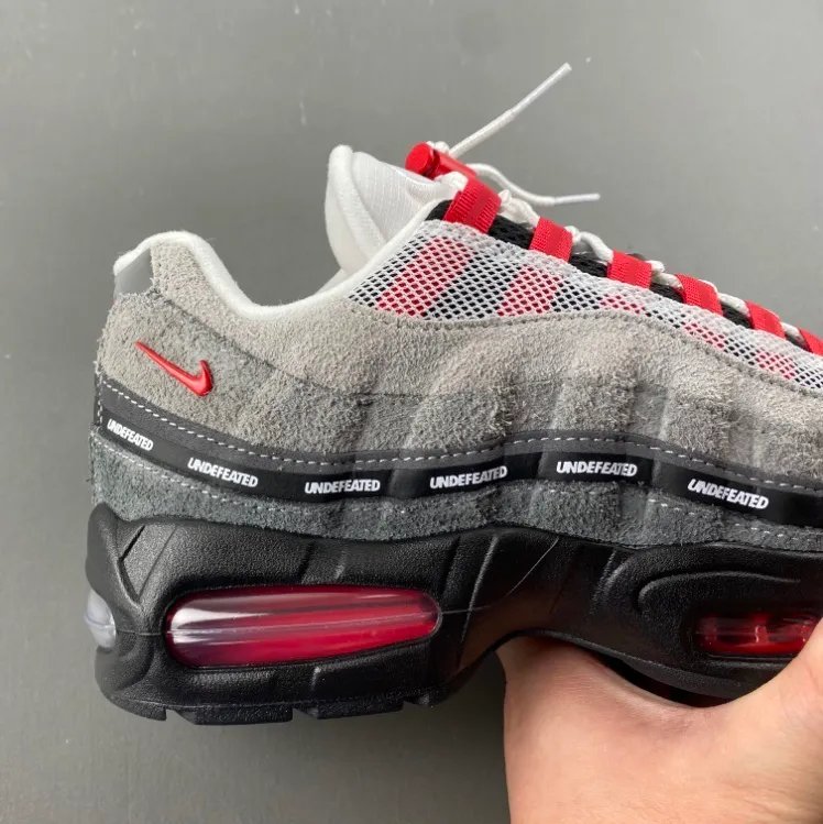 AM 95 SP x Undefeated Geo Tokyo Bright Crimson Shoes Sneakers - nk0004959 - Image 15