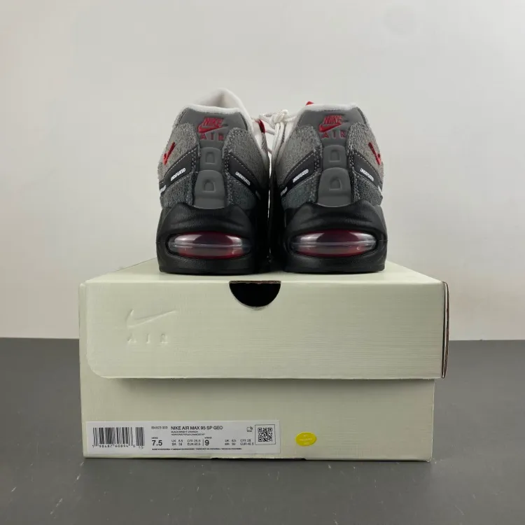 AM 95 SP x Undefeated Geo Tokyo Bright Crimson Shoes Sneakers - nk0004959 - Image 7