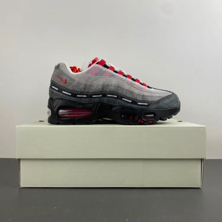 AM 95 SP x Undefeated Geo Tokyo Bright Crimson Shoes Sneakers - nk0004959 - Image 8
