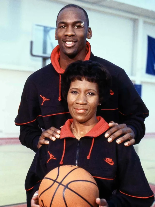 MJ with his mother, Deloris Jordan