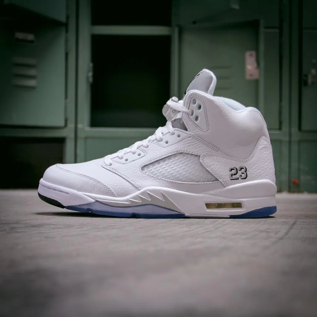 JORDAN 5 WHITE METALLIC 2026