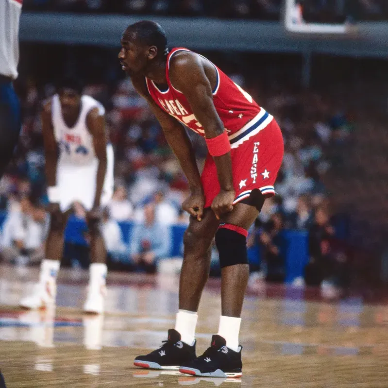 JORDAN 4 BRED