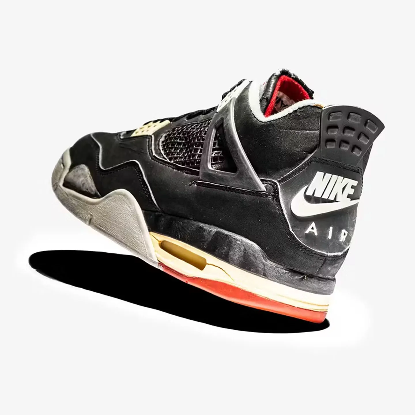 JORDAN 4 BRED