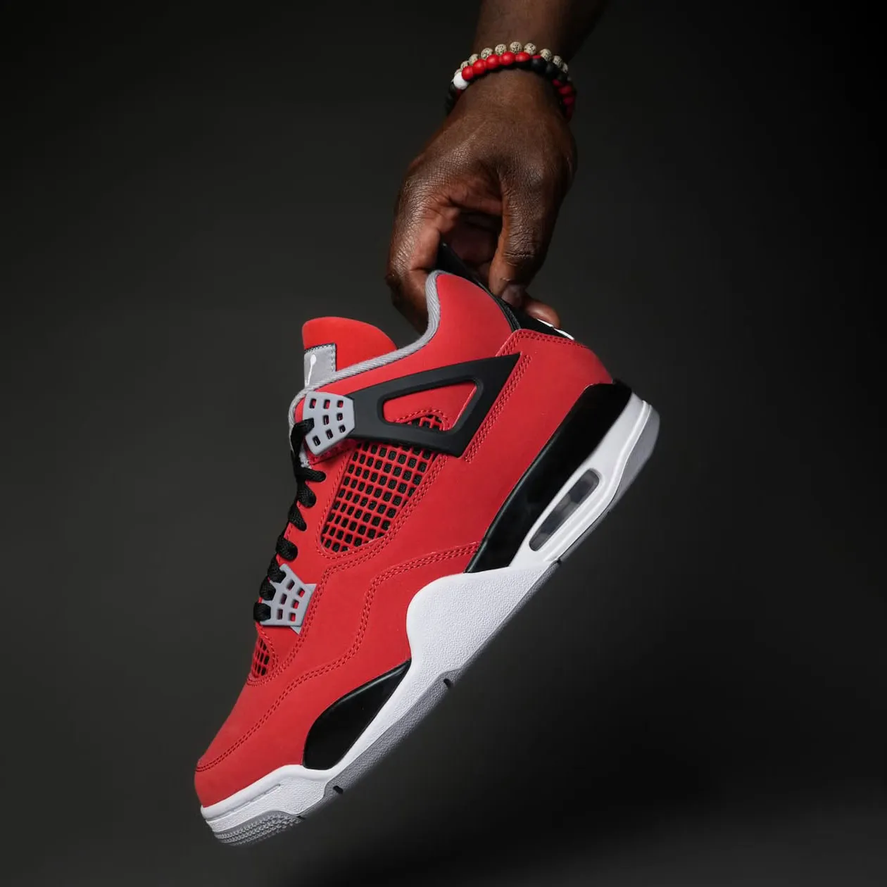 AJ 4 Toro Bravo