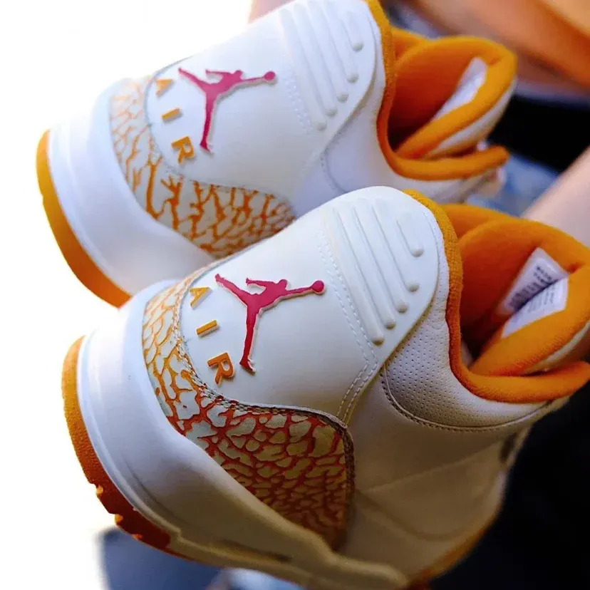 JORDAN 3  ORANGE CITRUS
