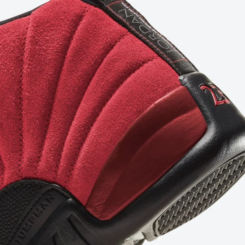 AJ 12 reverse flu game
