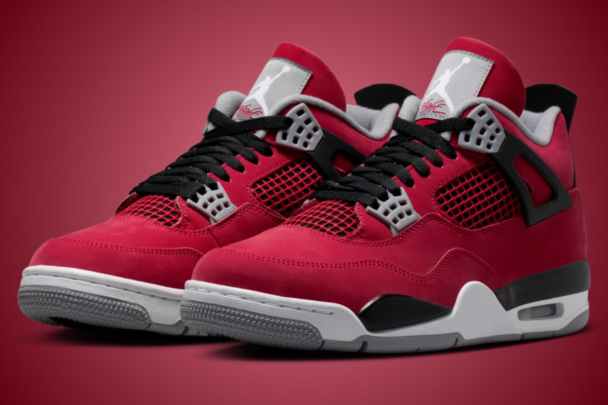 Air Jordan 4 Toro Bravo