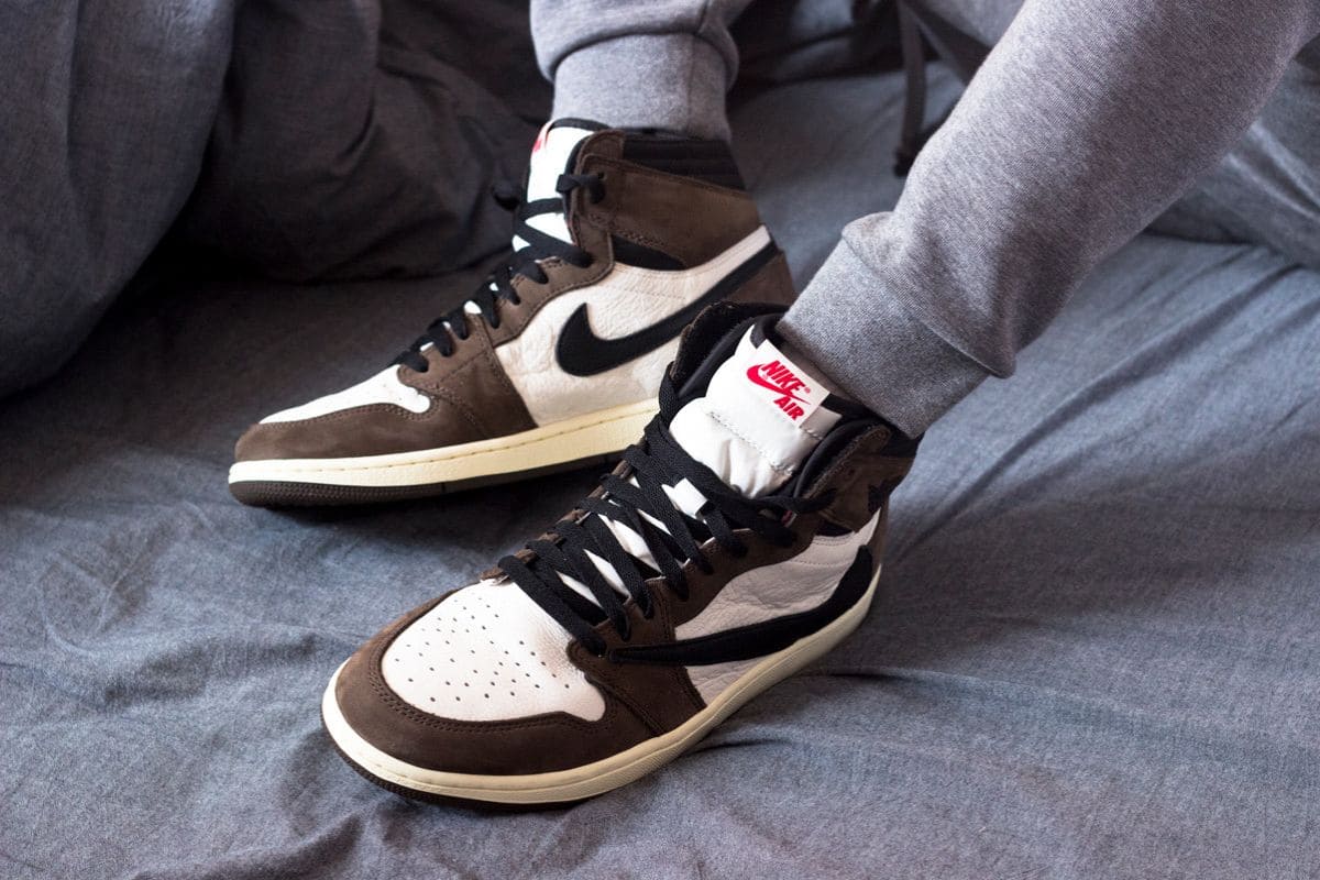 Travis Scott x AJ 1 High OG SP "Reverse Mocha"