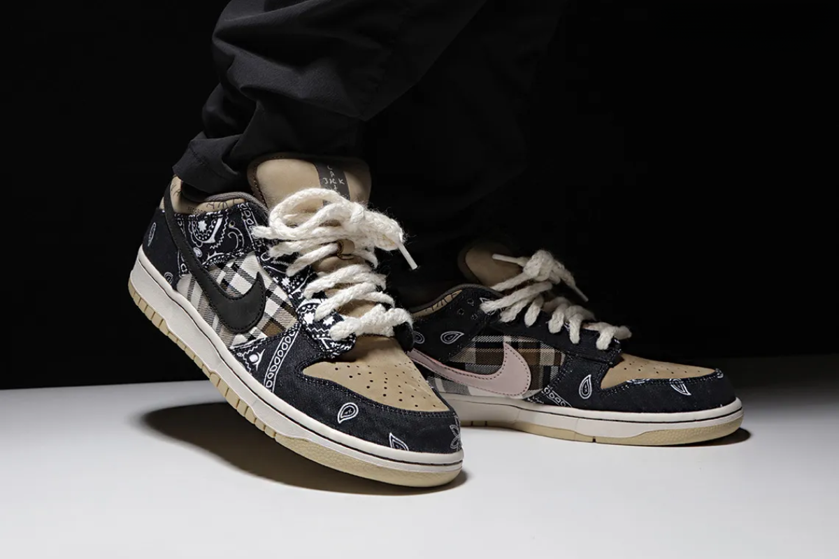 Travis Scott x Dunk Low Premium QS SB ‘Cactus Jack’