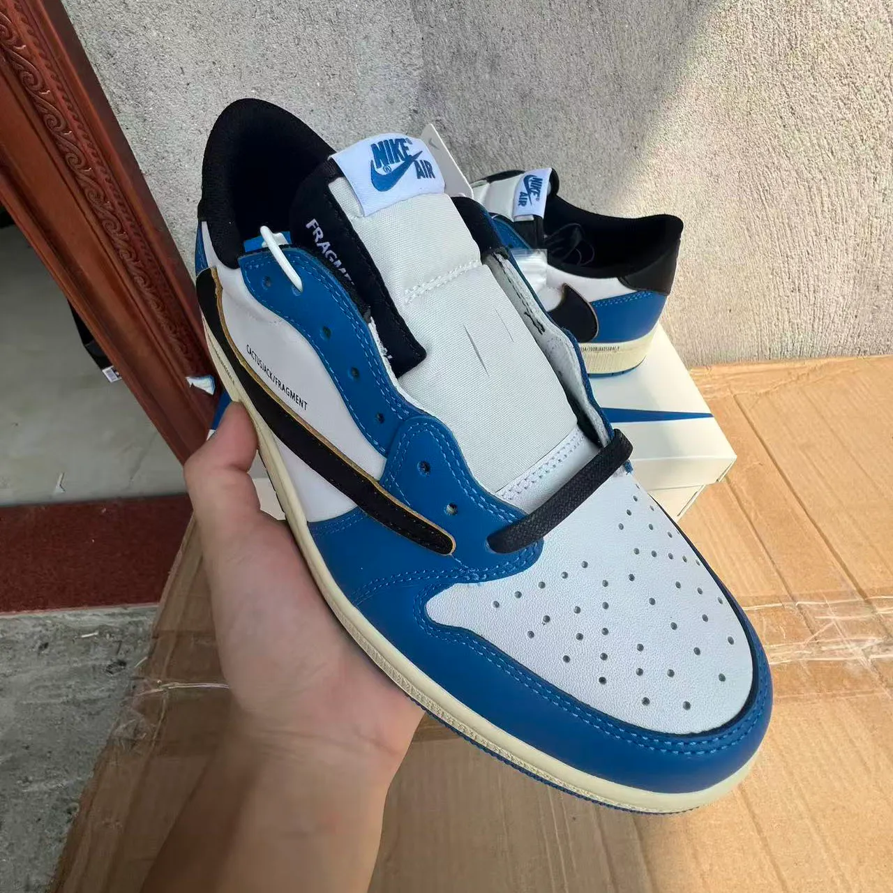 Travis Scott x Fragment x AJ 1 Low Sample Shoes Sneakers – nk0005290 - Image 4