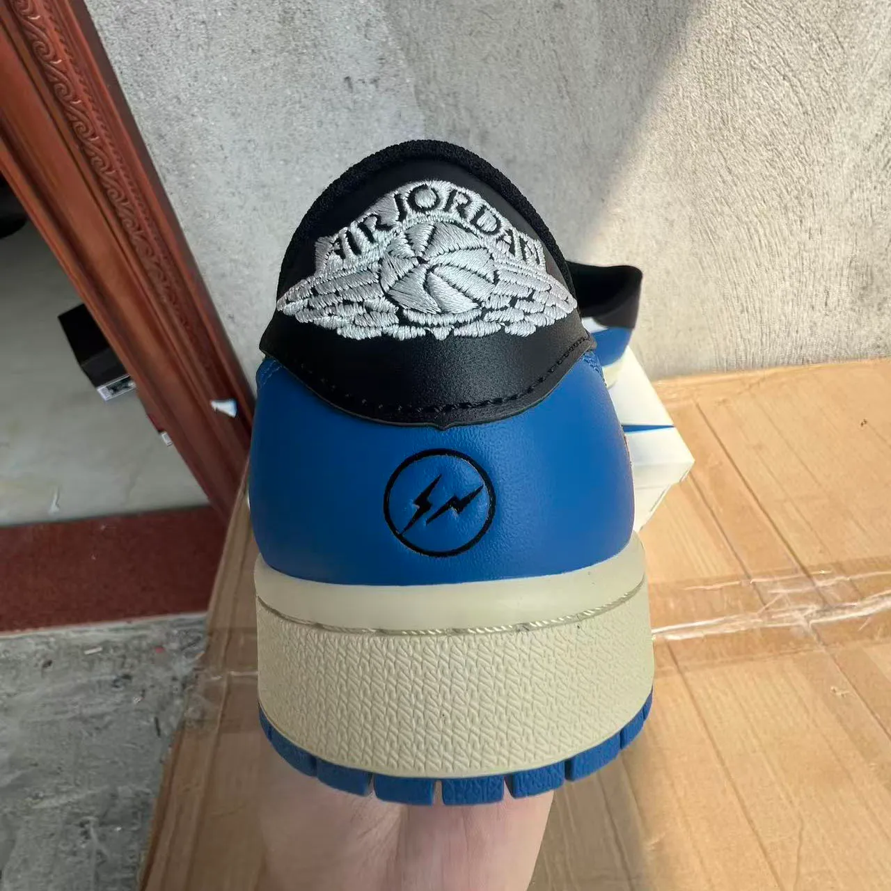 Travis Scott x Fragment x AJ 1 Low Sample Shoes Sneakers – nk0005290 - Image 10