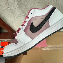 AJ 1 Low SE White Black Desert Berry Shoes Sneakers – nk0005310 - Image 8