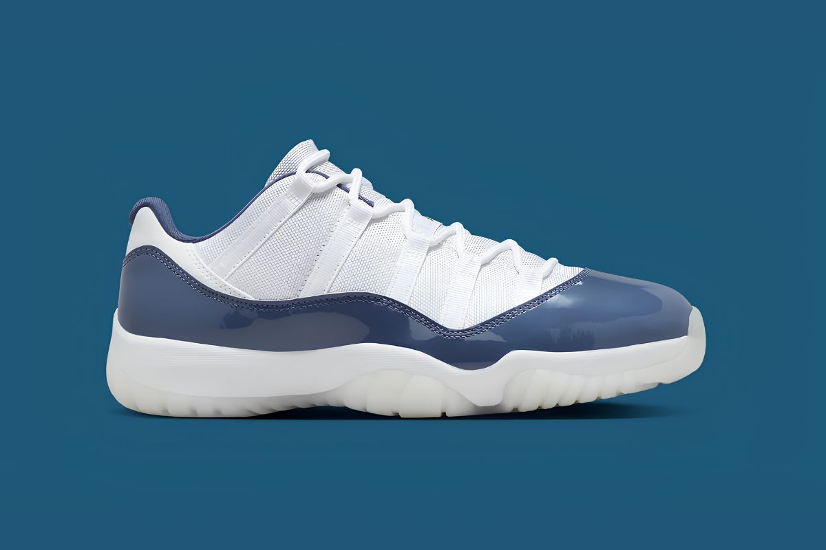 Air Jordan 11 Low "Diffused Blue"
