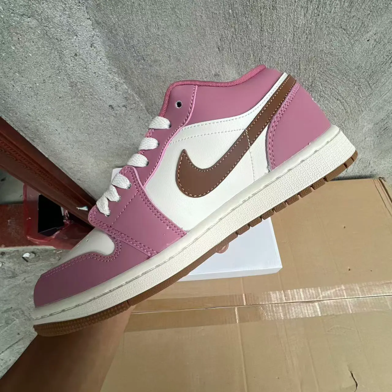 AJ 1 Low Desert Berry Shoes Sneakers - nk0002800 - Image 7