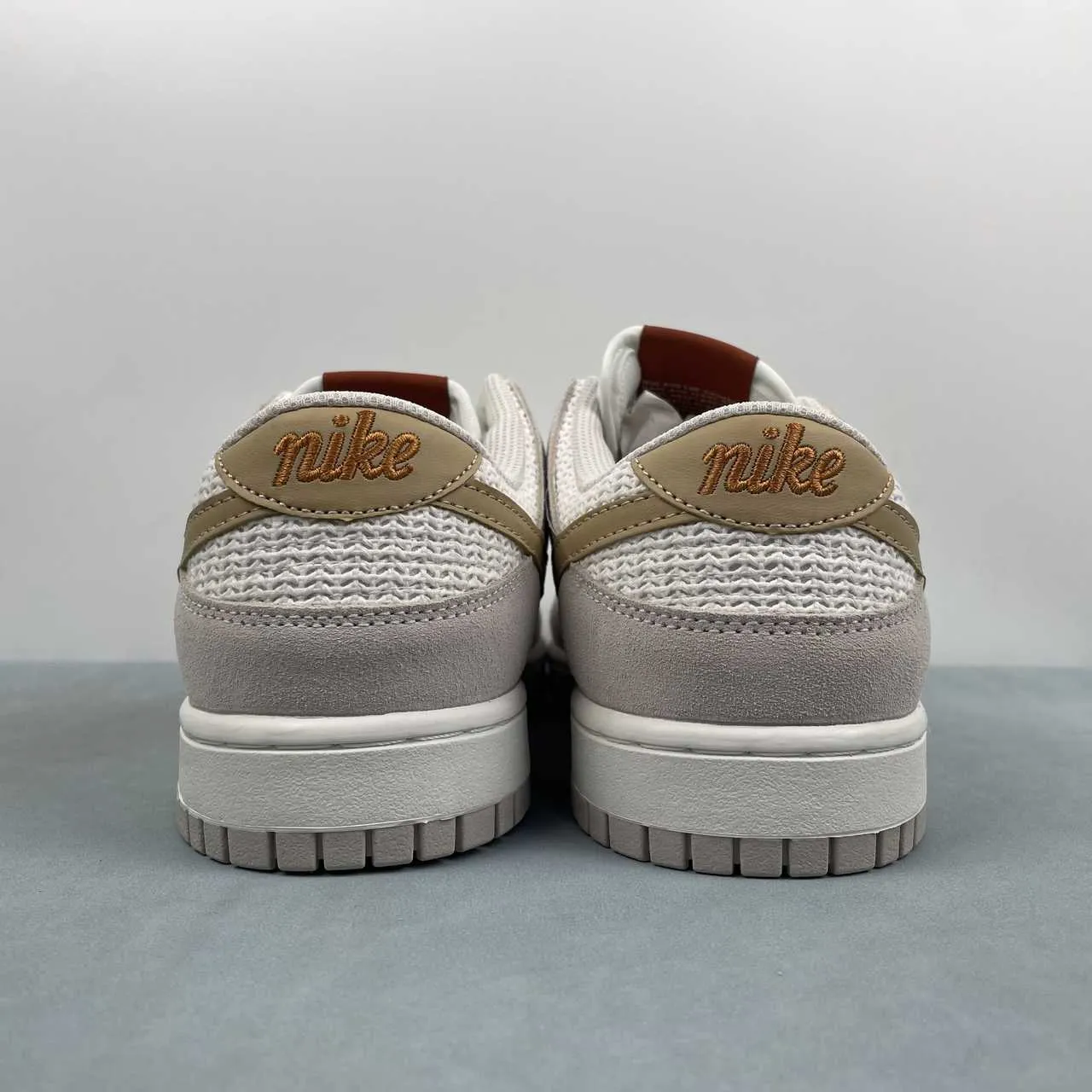 Dunk Low SE WMNS Sail / Light Orewood Brown Shoes Sneakers - nk0005382 - Image 7