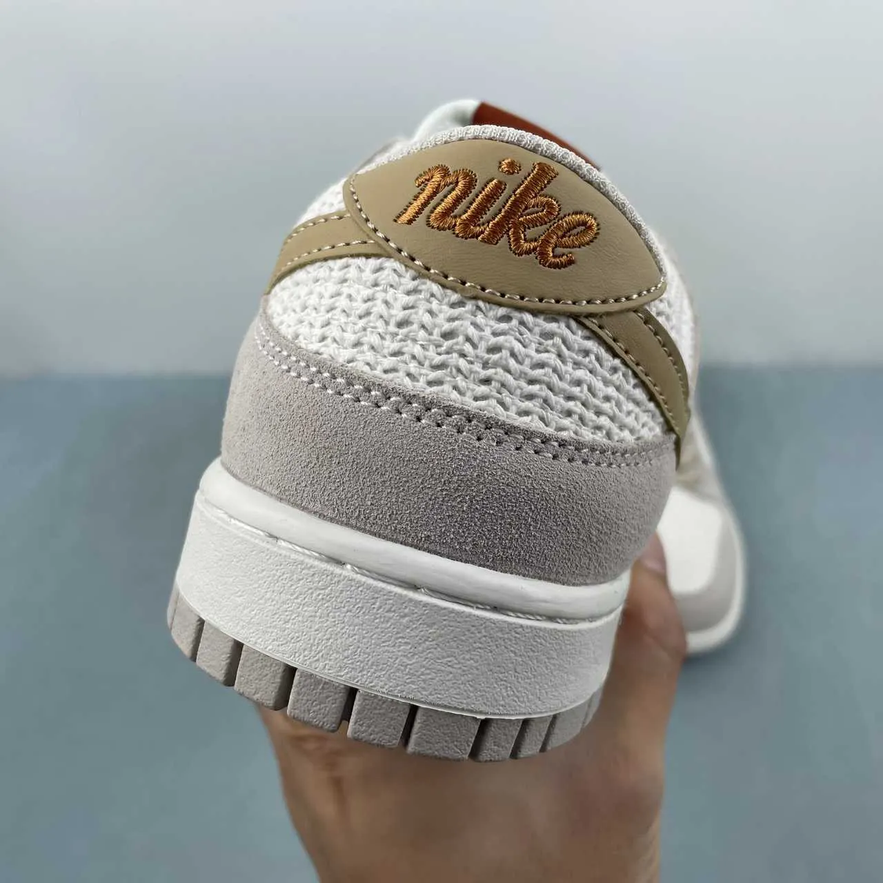 Dunk Low SE WMNS Sail / Light Orewood Brown Shoes Sneakers - nk0005382 - Image 11