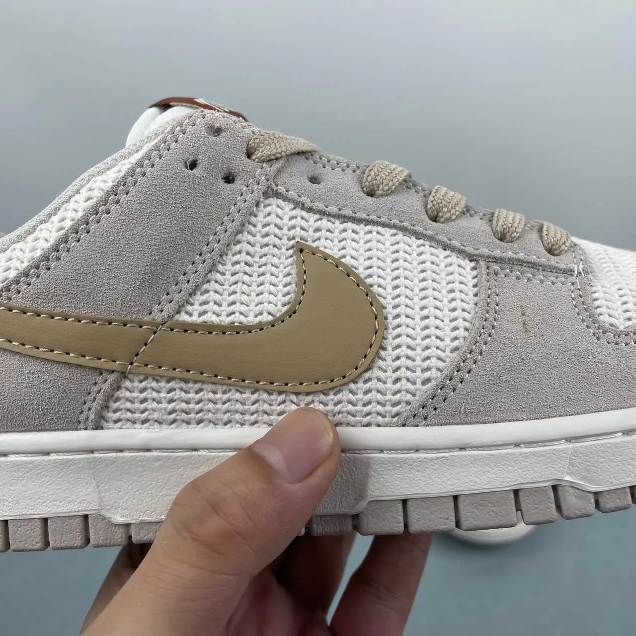 Dunk Low SE WMNS Sail / Light Orewood Brown Shoes Sneakers - nk0005382 - Image 12