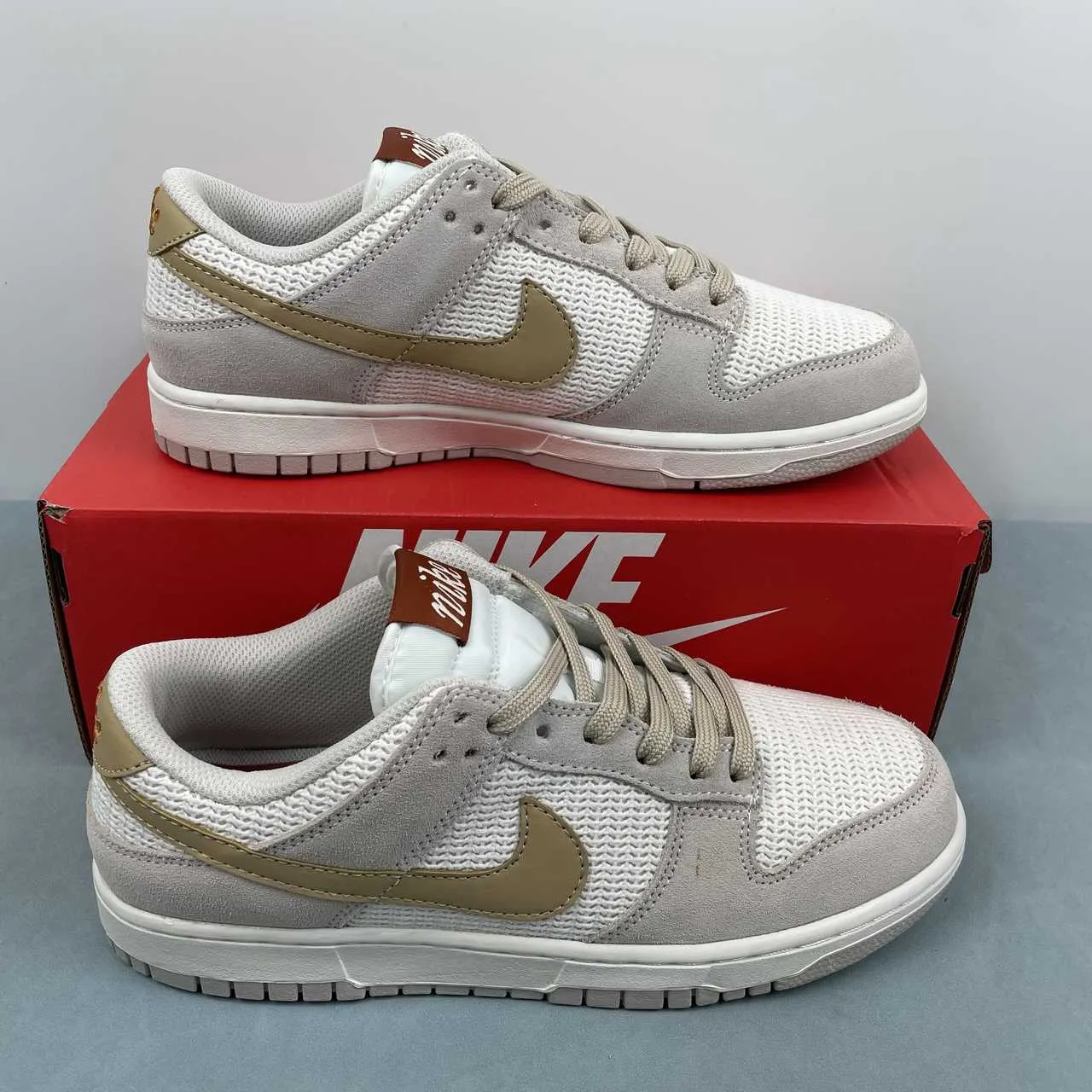 Dunk Low SE WMNS Sail / Light Orewood Brown Shoes Sneakers - nk0005382 - Image 19