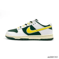 Alternative view of Dunk Low Retro "Sail/University Gold-Fir" Shoes Sneakers - nk0005383