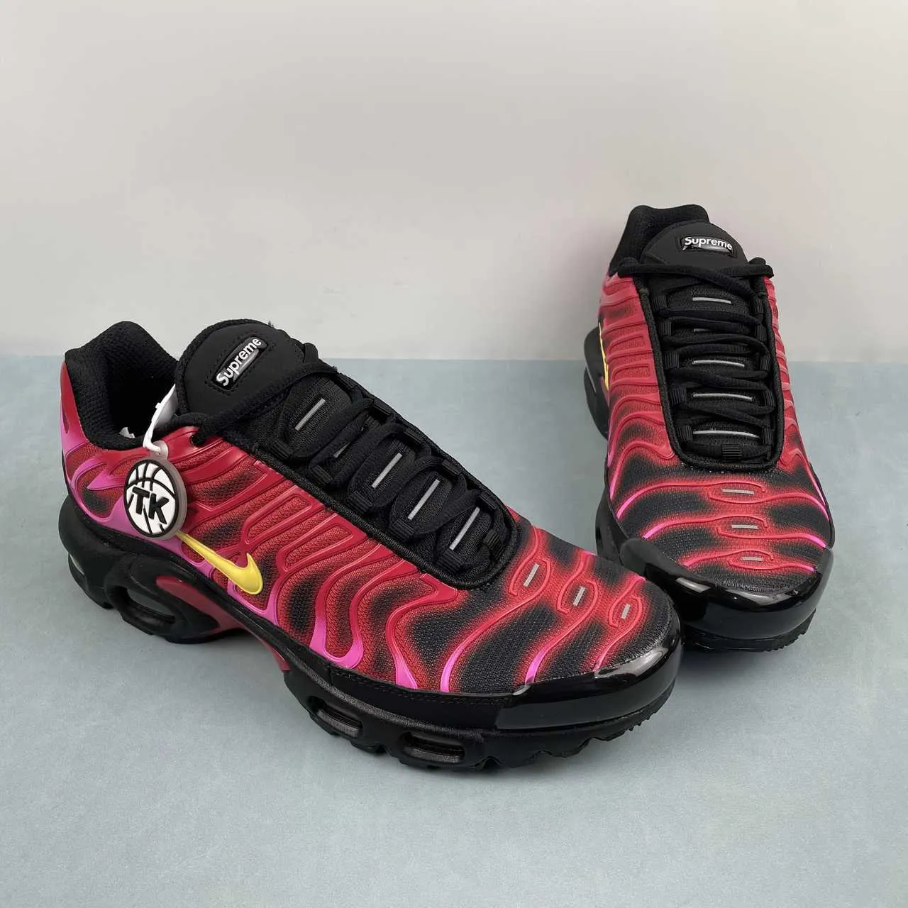 NK x SUP AM Plus TN University Red Shoes Sneakers - nk0005400 - Image 9