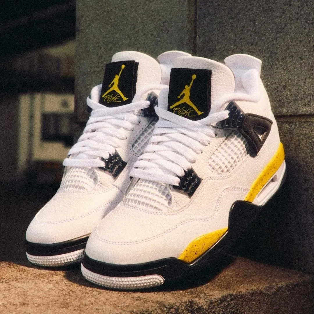 AJ4 Tour Yellow