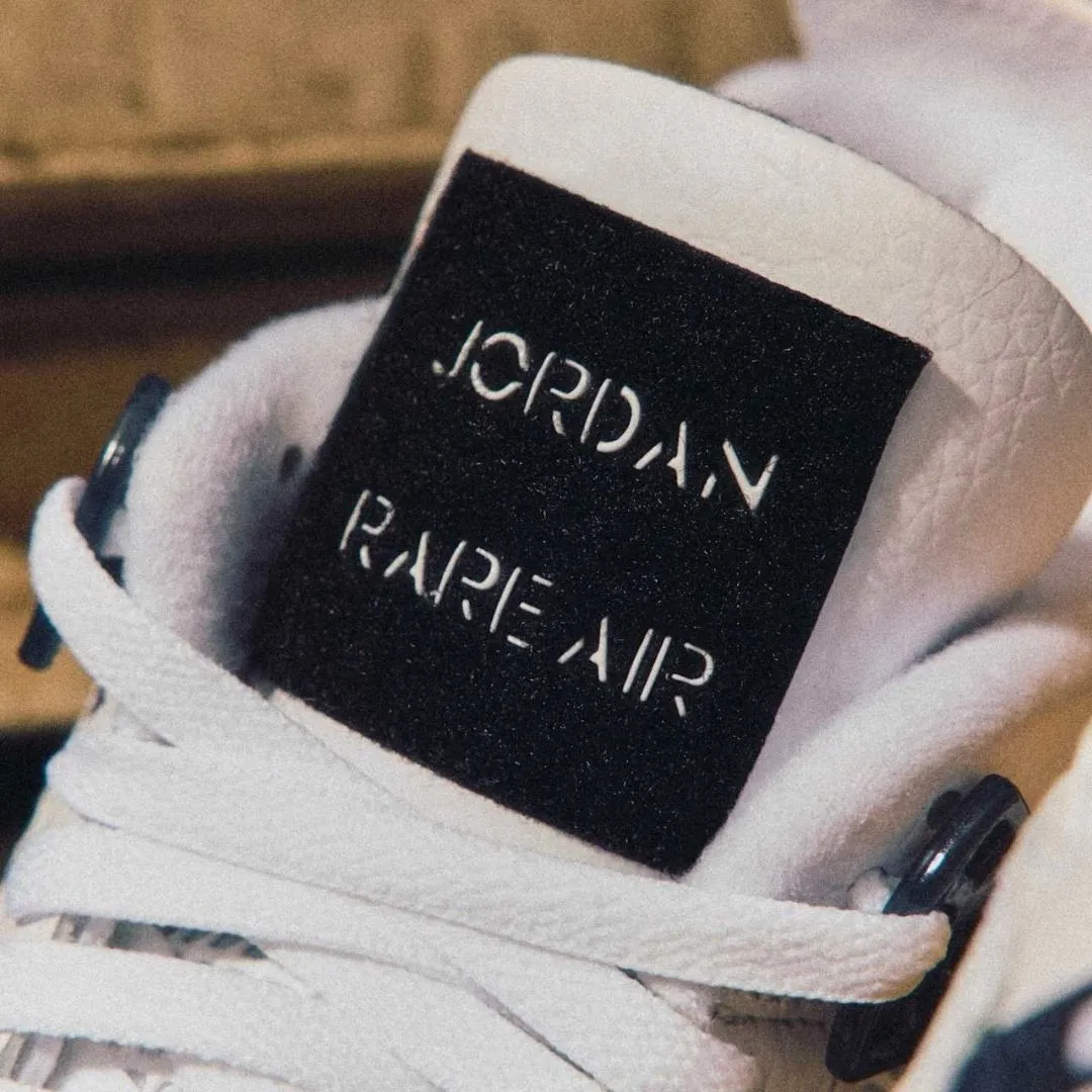AJ4 Tour Yellow