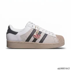 AD Superstar II "Core White / Core Black / Khaki Three" Shoes Sneakers - nk0005443