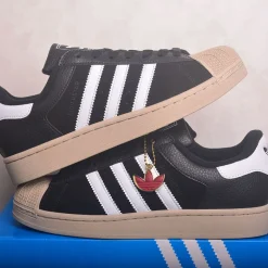 AD Superstar II Core Black / Core White / Khaki Three Shoes Sneakers - nk0005444 - Image 4