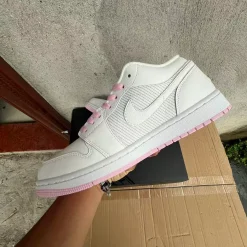 AJ 1 Low SE Summit White Shoes Sneakers – nk0005492 - Image 4