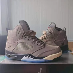 Undefeated x AJ 5 "Moon Fossil" Shoes Sneakers - nk0005595 - Image 3