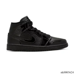 AJ 1 Mid Patent "Triple Black" Shoes Sneakers – nk0005624